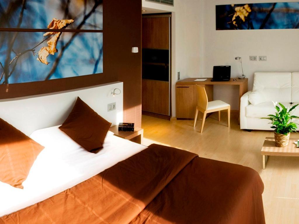 Hotel La Sequia Molinar Кампдеваноль Номер фото